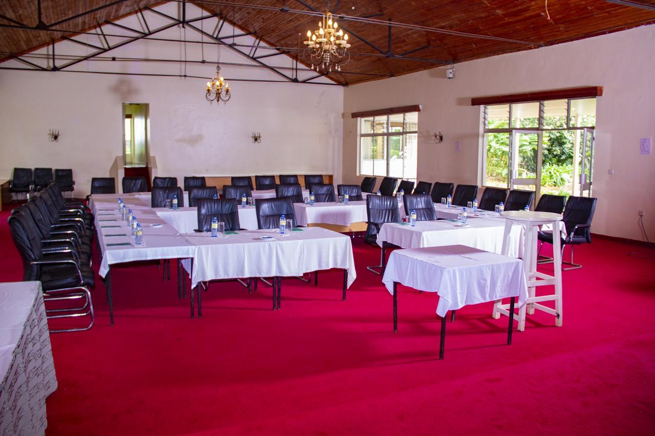 Izaak Walton Inn Embu Exterior foto